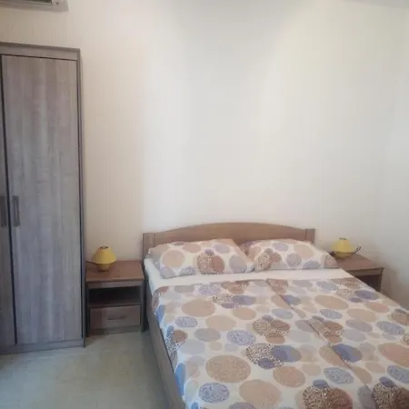 דירה Dragica Palit